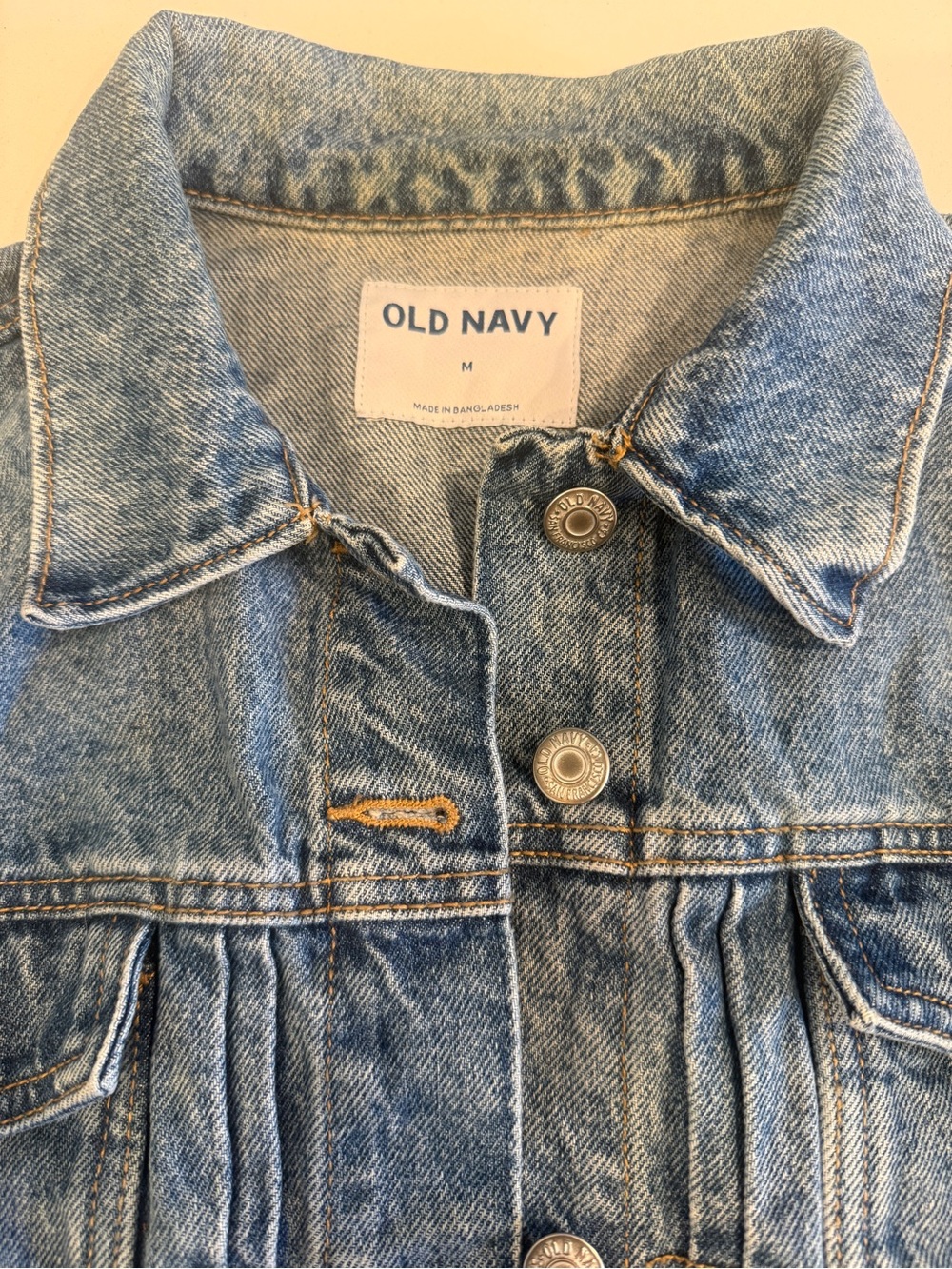 Old Navy Medium Wash Women’s Denim Jacket - Picture 2 of 8